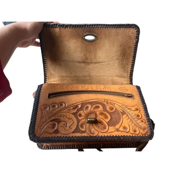 Vintage Hand Tooled Leather Crossbody Bag Eagle Floral Design Thelma - Picture 7 of 13